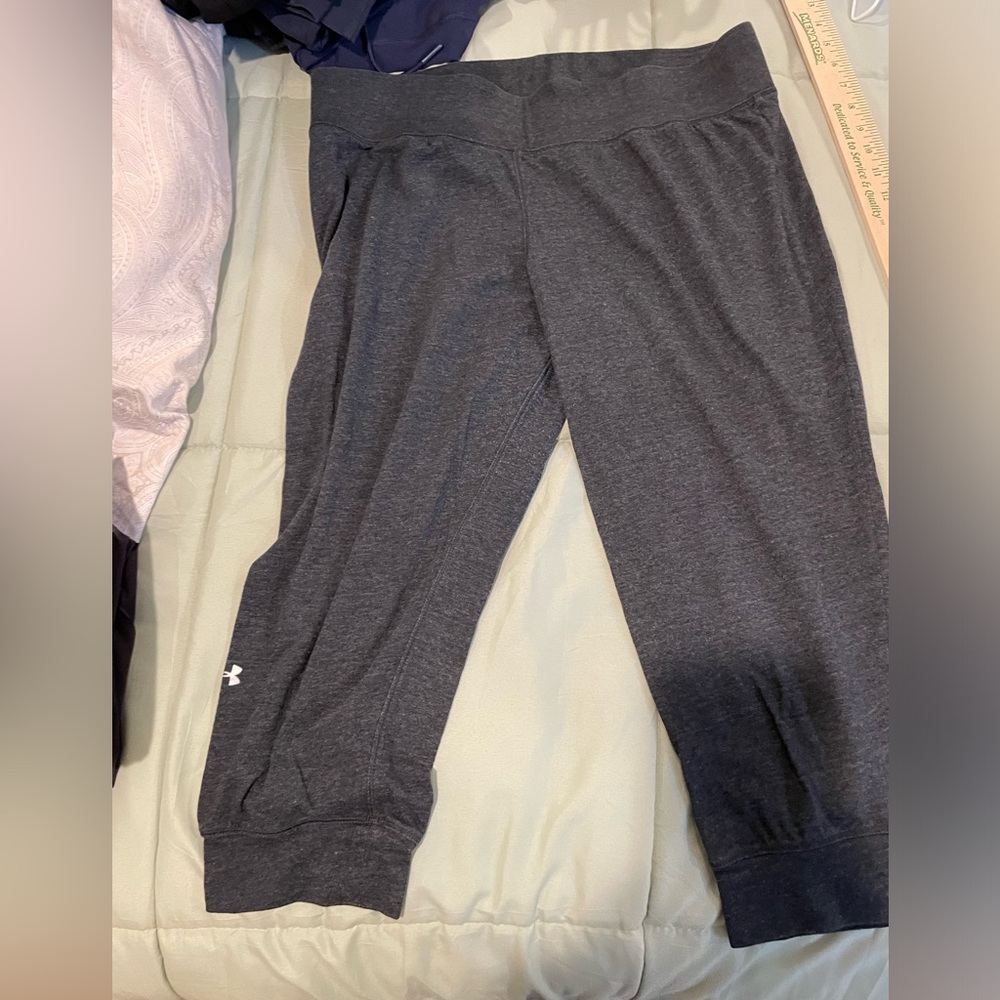 Under Armour crop pants L